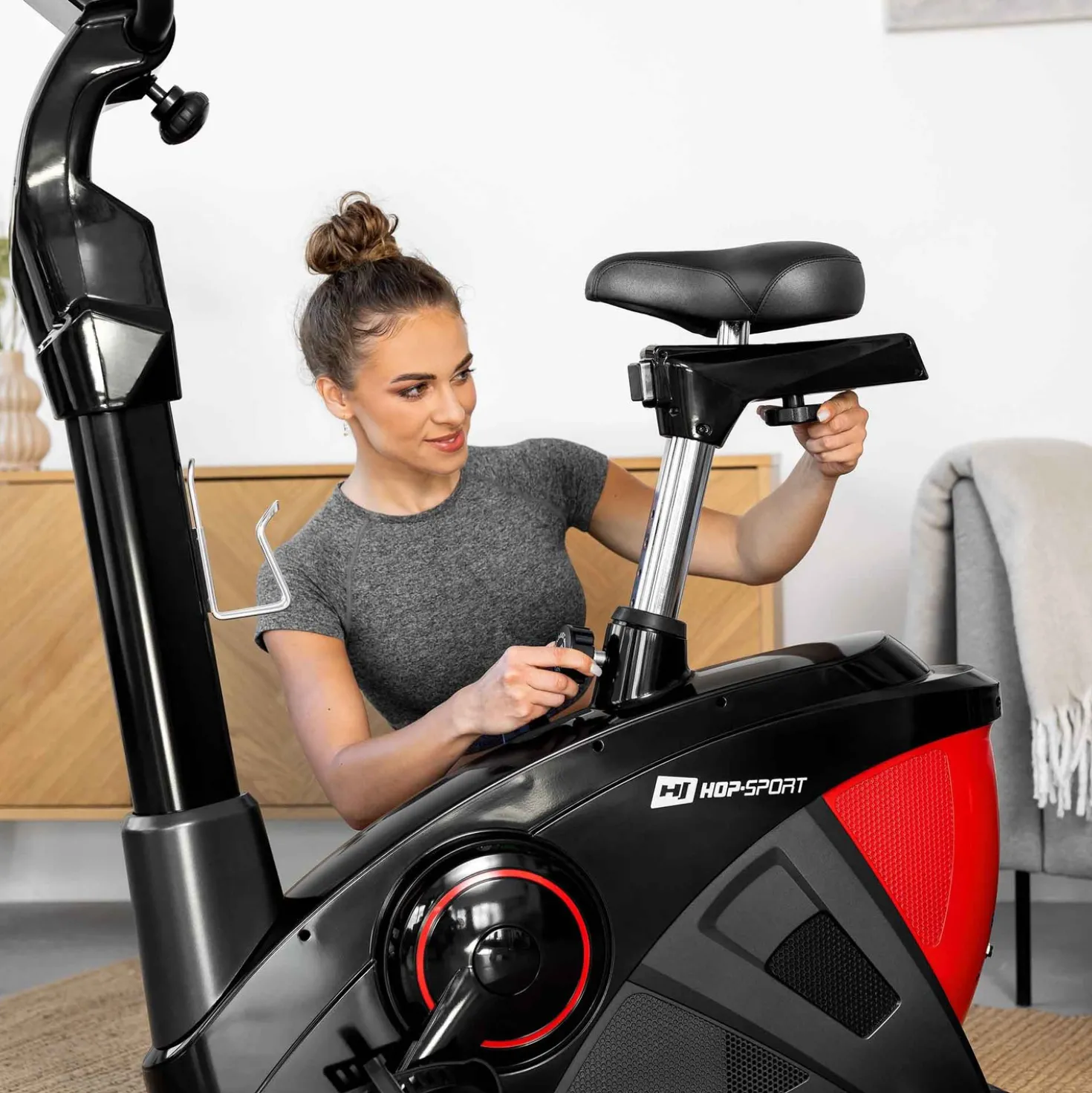 Rower elektryczno-magnetyczny HS-090H Apollo czerwony