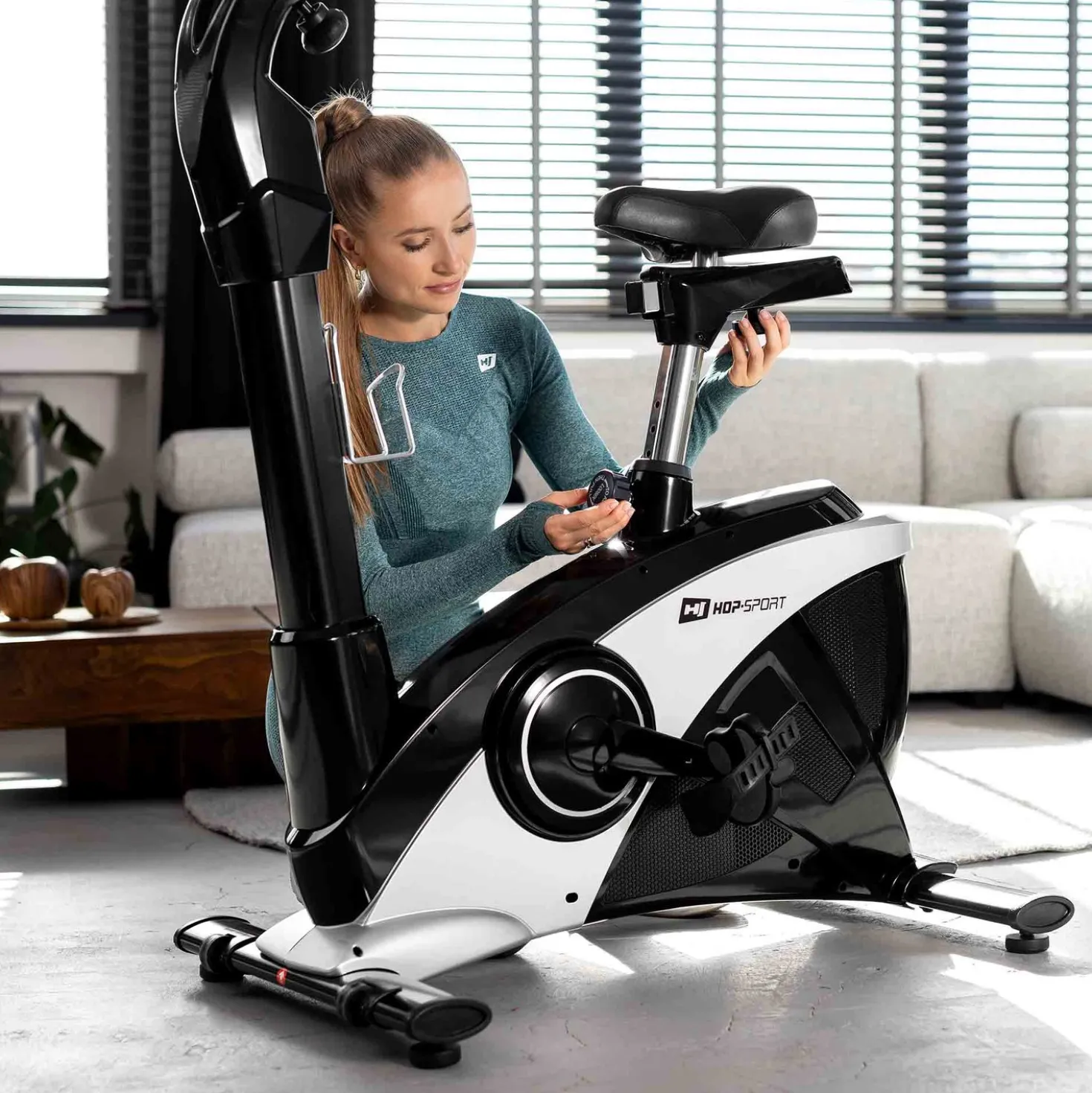 Rower elektryczno-magnetyczny HS-090H Apollo srebrny