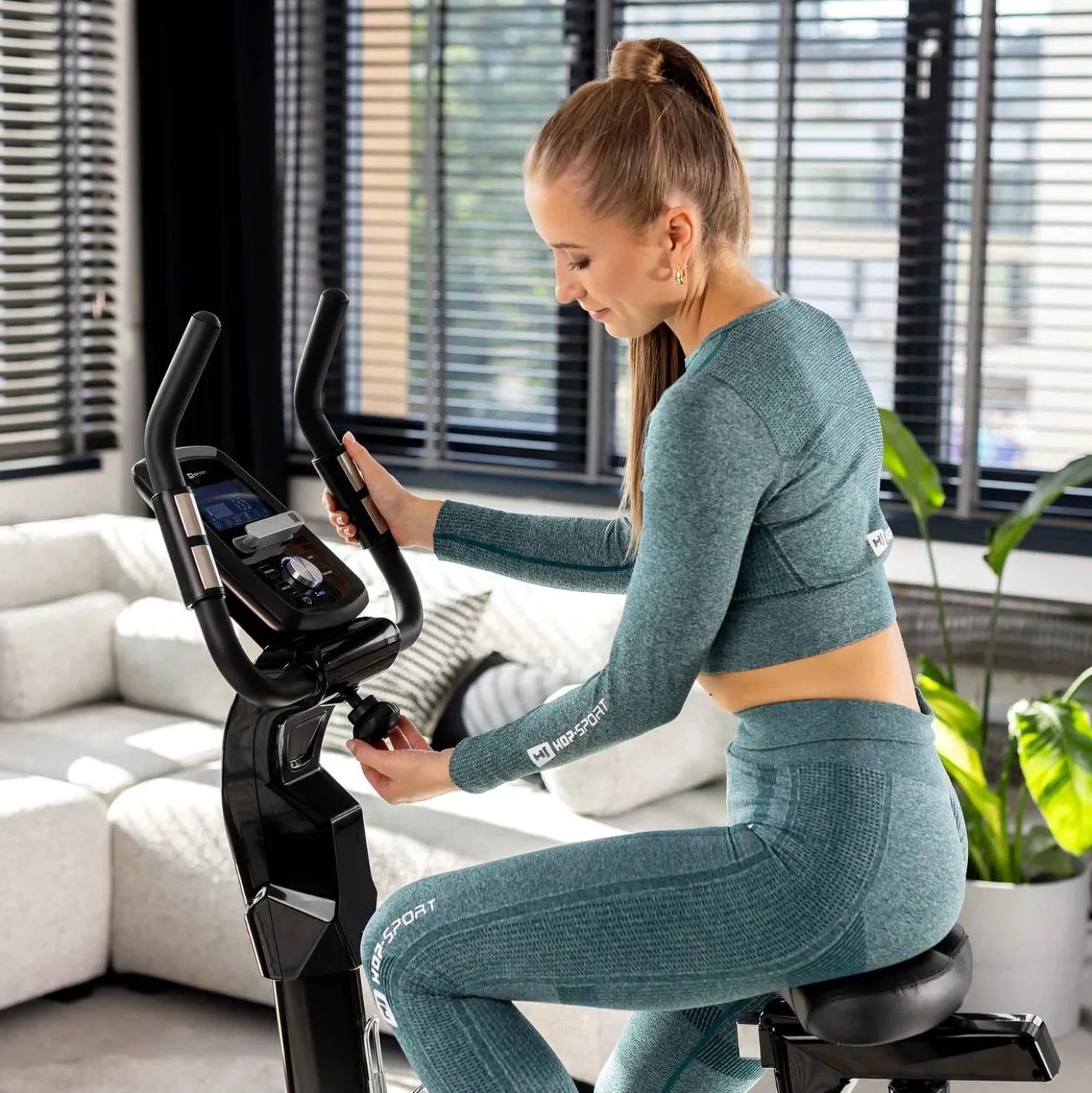 Rower elektryczno-magnetyczny HS-090H Apollo srebrny