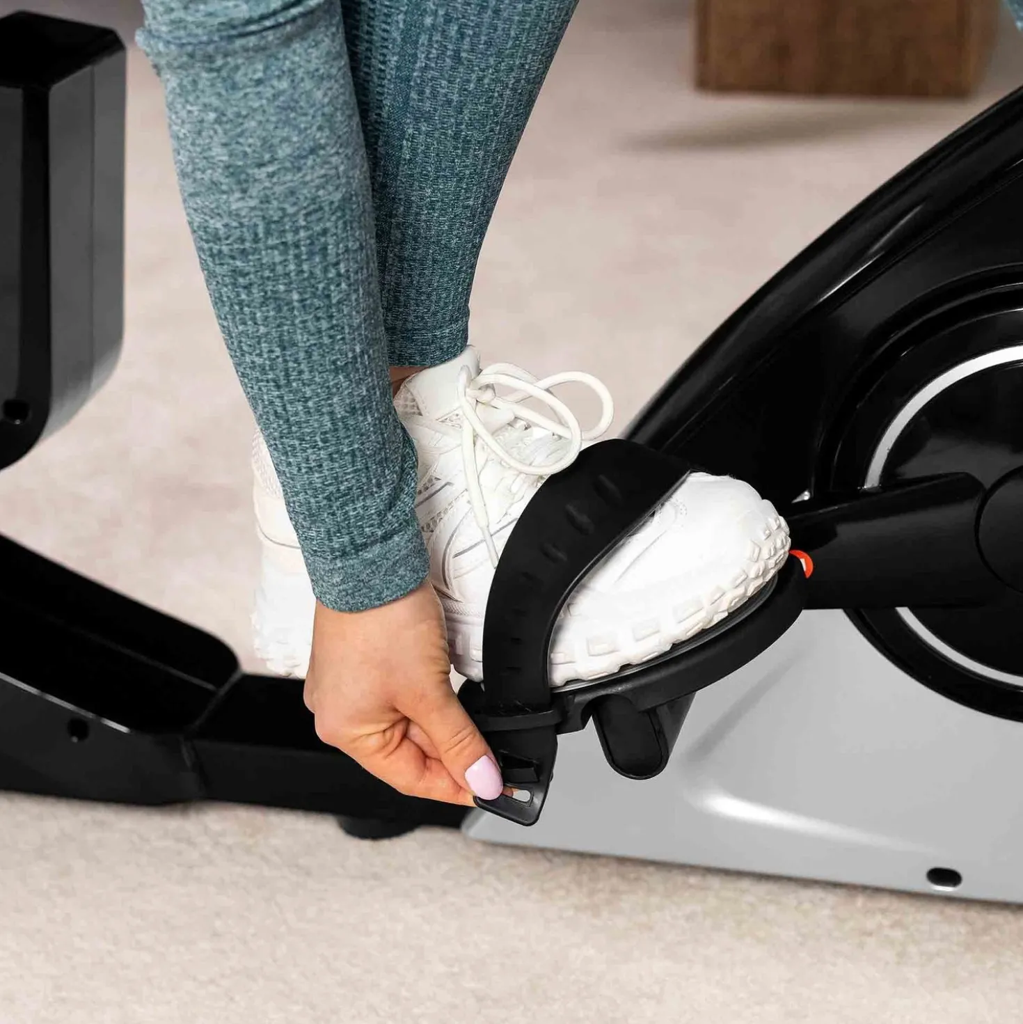 Rower leżący elektryczno-magnetyczny HS-070L Helix srebrny