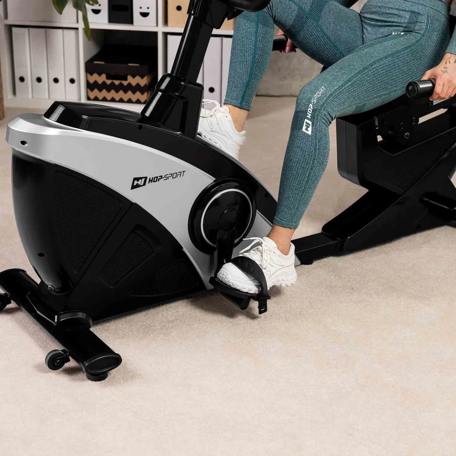 Rower leżący elektryczno-magnetyczny HS-070L Helix srebrny