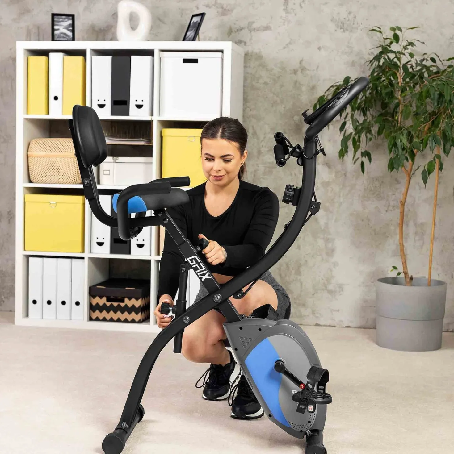 Rower treningowy składany Xbike HS-3010X Grix czarny