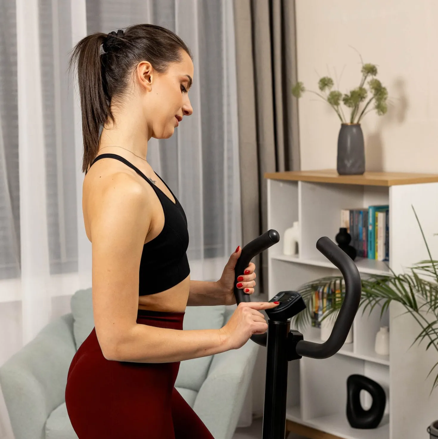 Stepper skrętny z kolumną HS-055S Noble czerwony