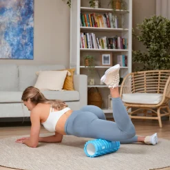 Wałek roller do masażu EVA 33cm jasnoniebieski